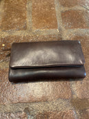 Women's Leather Gusseted Clutch Wallet
