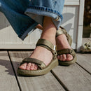 Line Sandal