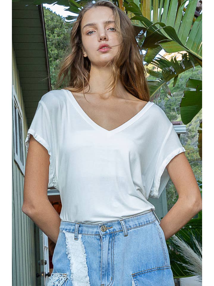 Short Sleeve V-Neck Casual Basic Knit Tee - White