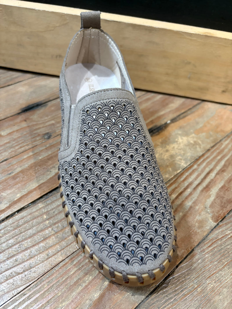 Ilse Jacobsen Tulip Slip-On Wedge