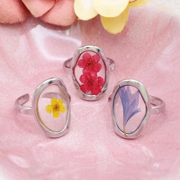 Cottage Fashion Oval Silver Dried Flower Rings