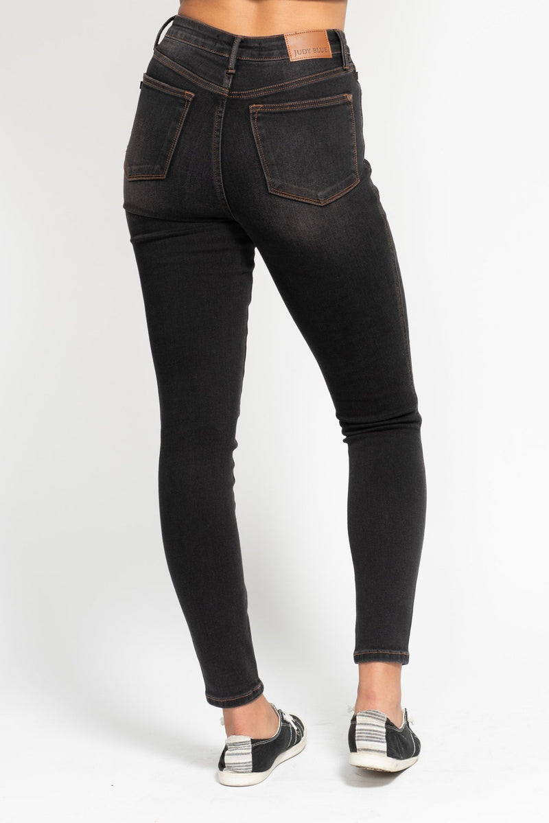 Judy Blue Black Wash & Contrast Thread Skinny Jeans