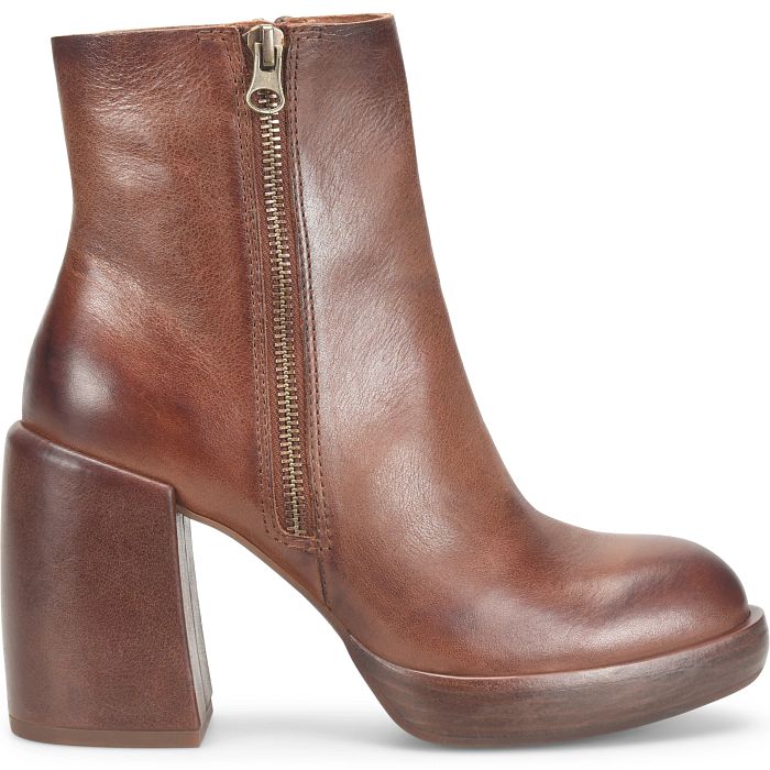Aime Boot- Rust