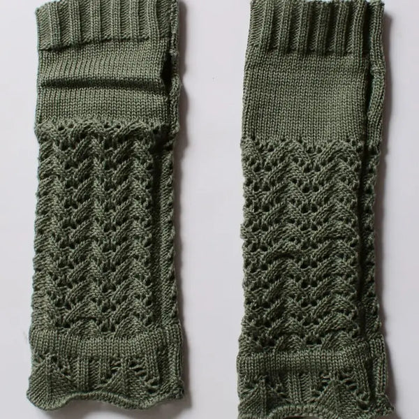 Trendy Winter Arm Warmers For Easy Texting
