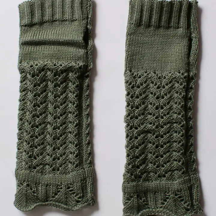 Trendy Winter Arm Warmers For Easy Texting