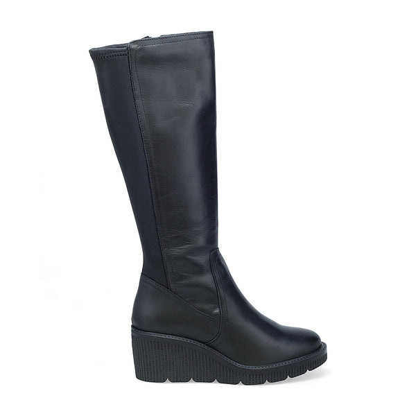 Adriana- Black