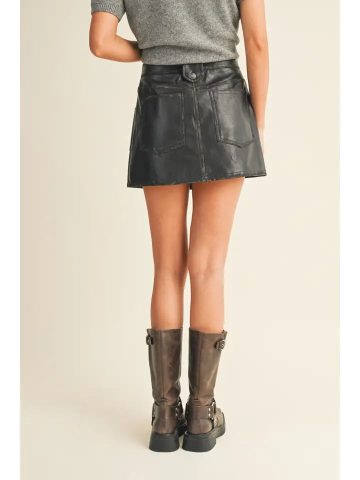 Patch Pocket Mini Skirt- Black