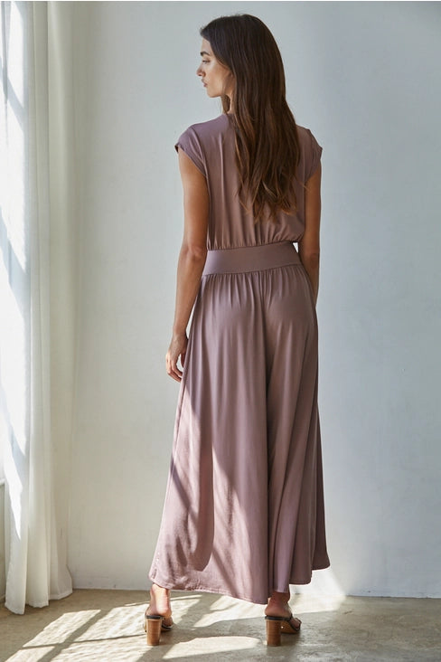 Knit Polyester Spandex V-Neck Short Sleeve Jumpsuit