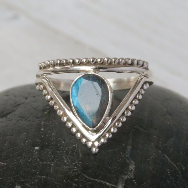 Sterling Silver Spotted Triangle Ring - Labradorite