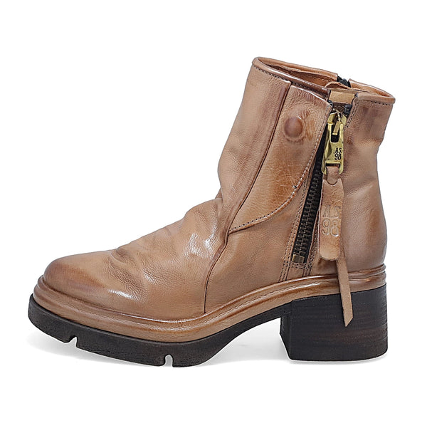 Ethan Carton Taupe Boot