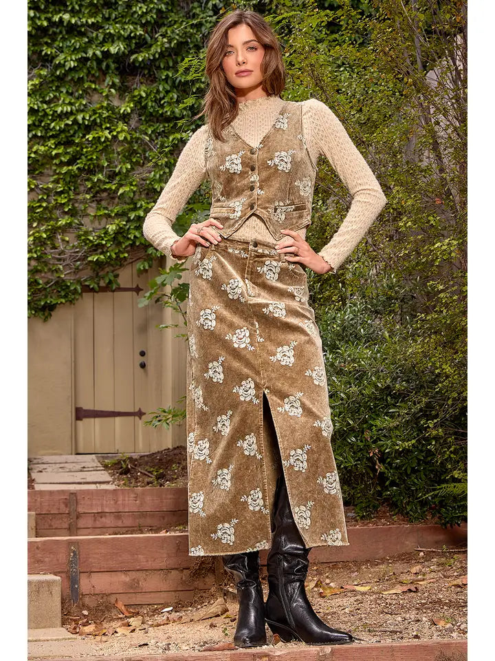 Embroidered Corduroy Vest- Washed Toffee