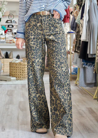 HW Retro Wide Leopard Print